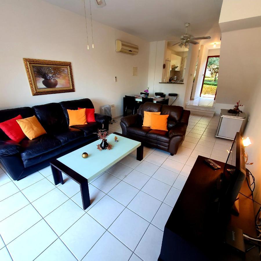 הוילה Paphos Owls Nest Townhouse מראה חיצוני תמונה